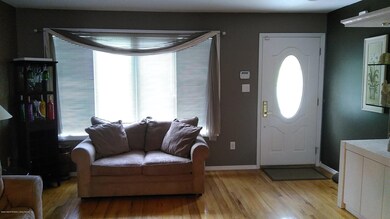 29 Harris Ln, Staten Island, NY 10309 - photo 2