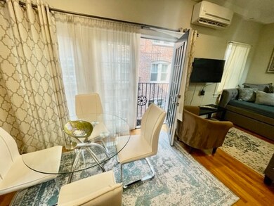 17r Clark St unit 6, Boston, MA 02109 - photo 6