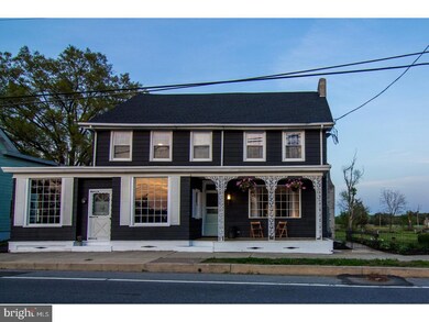 9 Main St, Swedesboro, NJ 08085 - photo 2