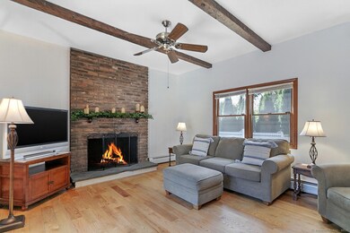 83 Pell Meadow Dr, Fairfield, CT 06824 - photo 4