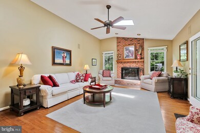 14011 Fox Run Ct, Phoenix, MD 21131 - photo 5