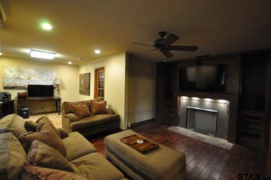 329 329 Brookwood, Tyler, TX 75701 - photo 4