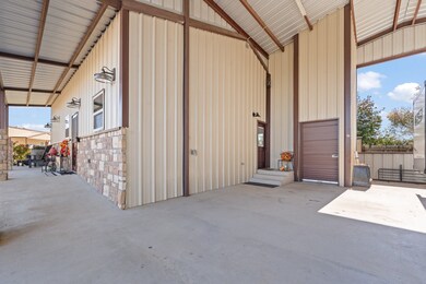 121 Grand Teton Dr, Whitney, TX 76692 - photo 4