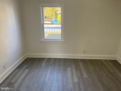 725 E Pine St, Millville, NJ 08332 - photo 6