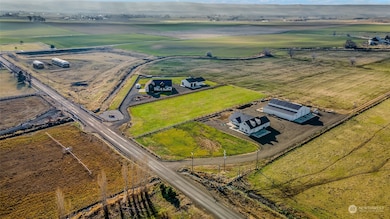 1068 Locher Rd, Touchet, WA 99360 - photo 3