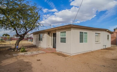 211 E Yavapai Rd, Tucson, AZ 85705 - photo 2