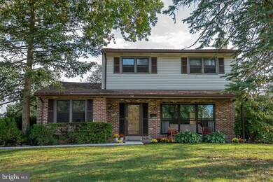 430 Lyndhurst Dr, Broomall, PA 19008 - photo 3