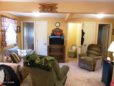 199 Hobday Rd, Blooming Grove Township, PA 18428 - photo 6