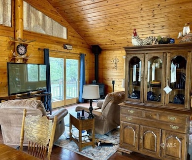 Furniture included