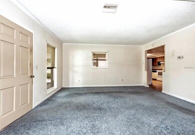 Living Room 16x20 sf