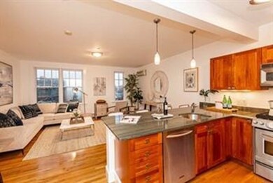 432 Norfolk St unit 4C, Somerville, MA 02143 - photo 2