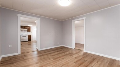 862 Wabash Ave, Zanesville, OH 43701 - photo 3