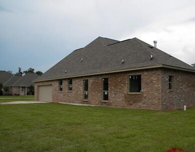 Photo. Side Load Garage