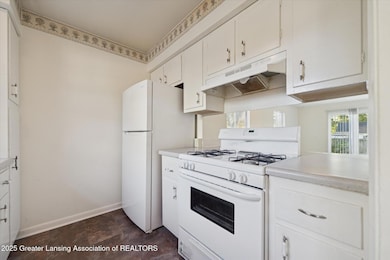 1632 Greencrest Ave, East Lansing, MI 48823 - photo 5