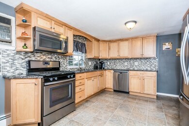 143 Sladen St, Dracut, MA 01826 - photo 7