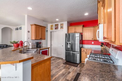 6082 Lofty Ridge St 06