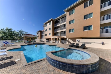 3322 Purple Martin Dr unit 135, Punta Gorda, FL 33950 - photo 3