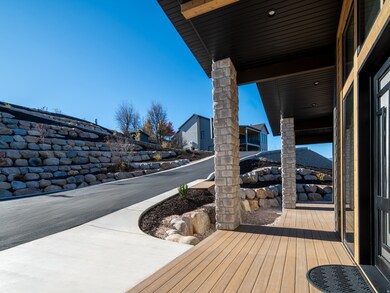 6858 E Summit Peak Cir, Huntsville, UT 84317 - photo 5