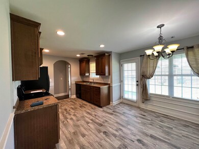 300 Tug Ct, Warner Robins, GA 31088 - photo 3