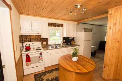 4 Greene St, Troy, NY 12180 - photo 3