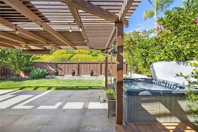 29981 Running Deer Ln, Laguna Niguel, CA 92677 - photo 2