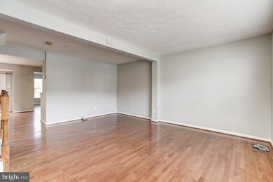 5216 Torrington Cir, Rosedale, MD 21237 - photo 3