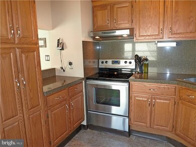 422 Haywood Rd, Ambler, PA 19002 - photo 6