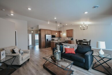 311 N 11th St, Goodhue, MN 55027 - photo 5