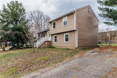 4107 Robert e Lee Dr, Hopewell, VA 23860 - photo 3