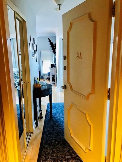 1004 Paradise Rd unit 3A, Swampscott, MA 01907 - photo 3