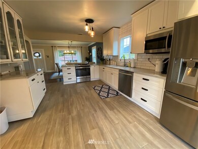 130 76th St SE, Everett, WA 98203 - photo 6