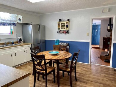 26 2nd St, Inman, SC 29349 - photo 6