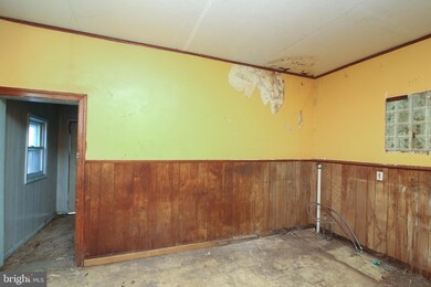 918 Chelton Ave, Camden, NJ 08104 - photo 6