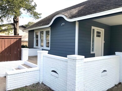 2200 Avenue M, Rosenberg, TX 77471 - photo 4