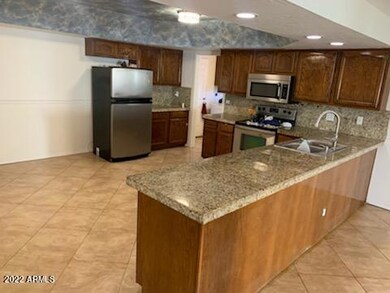 AWESOME KITCHEN