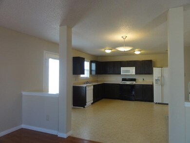 12713 Loyalty Dr, Fishers, IN 46037 - photo 4