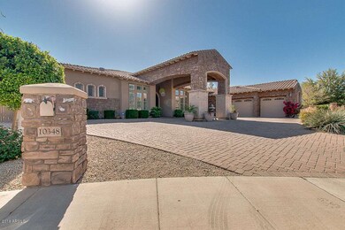 Gated MONTELUMA Beauty