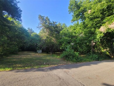 819 Dubois St, Denison, TX 75020 - photo 6