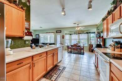 6950 S Windstream Chandler AZ-large-006-