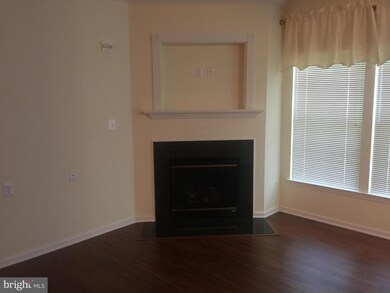 1013 Samantha Ln unit 6-103, Odenton, MD 21113 - photo 6