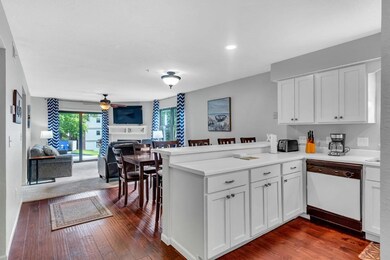 123 4 Walk in View