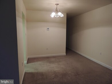 9463 Fairfax Blvd unit 101, Fairfax, VA 22031 - photo 3