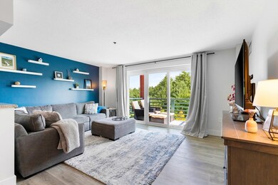 273 Cambridge Rd unit 607, Woburn, MA 01801 - photo 4