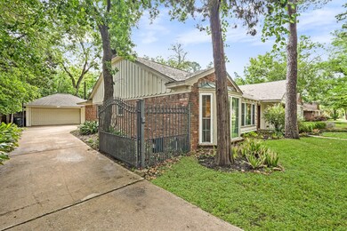 274 Stoney Creek Dr, Houston, TX 77024 - photo 3