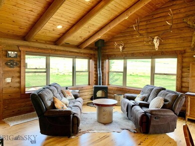 Open Floor Plan with Vaulted Ceilings