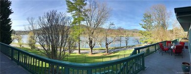 Year Round Panoramic Lake and Mountain View
