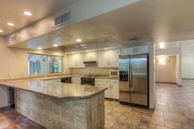 005_Kitchen