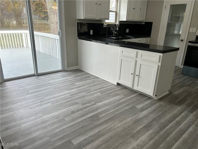 8002 Stockbridge Rd, Mentor, OH 44060 - photo 7