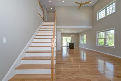 24 Chadwick Cir unit 15, Windham, NH 03087 - photo 3