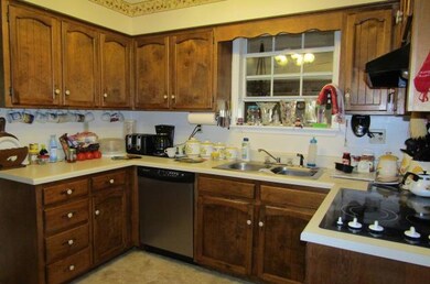 296 Martin Rd, Crossville, TN 38555 - photo 7